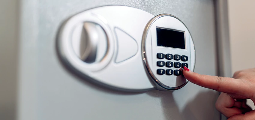 Jewelry Safe Cracking in Vaughan, ON