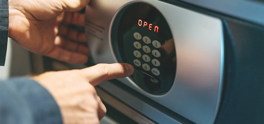 Cash Safe Openers in Pickering, ON