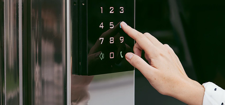 Property Management Locksmith For Lock Installation in Laval, QC