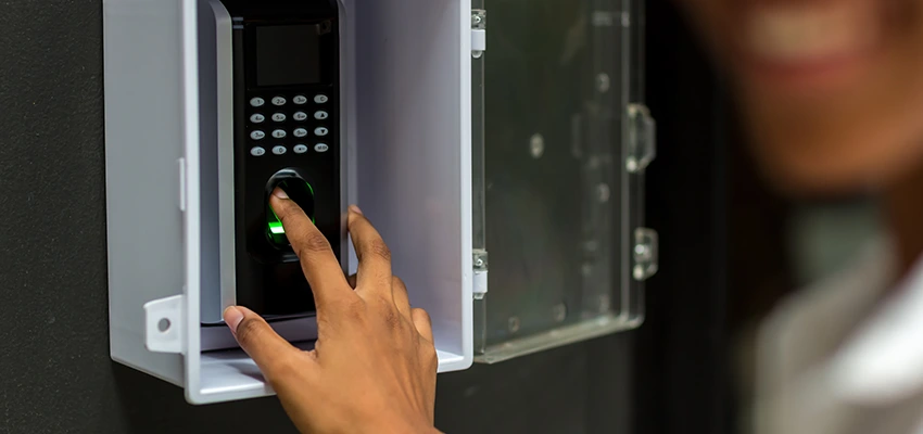 Eye Scan Biometric Entry Systems Maintenance in Laval, QC