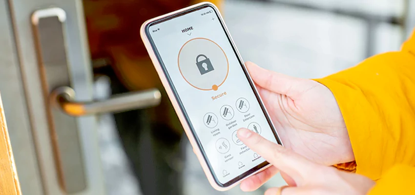 Digital Front Door Lock Repair And Installation in Laval, QC