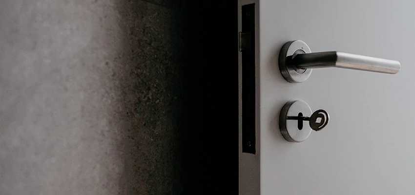 Front Door Handle Repair And Installation in Laval, QC