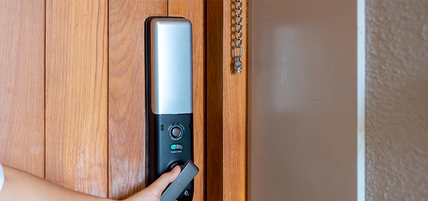 Home Security Electronic Locks Upgrades in Barrie, ON